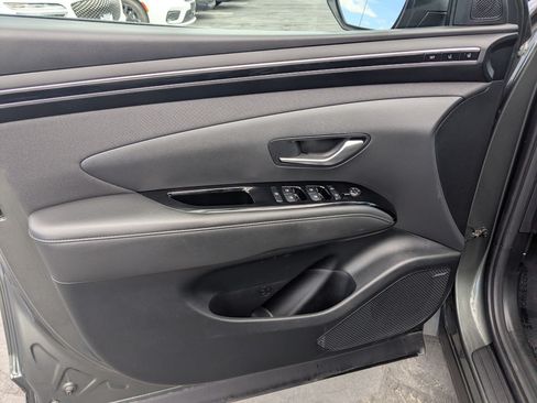 Used 2023 Hyundai Tucson Limited AWD/4WD image 16