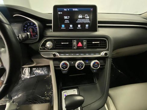 Used 2019 Genesis G70 2.0T Advanced image 26