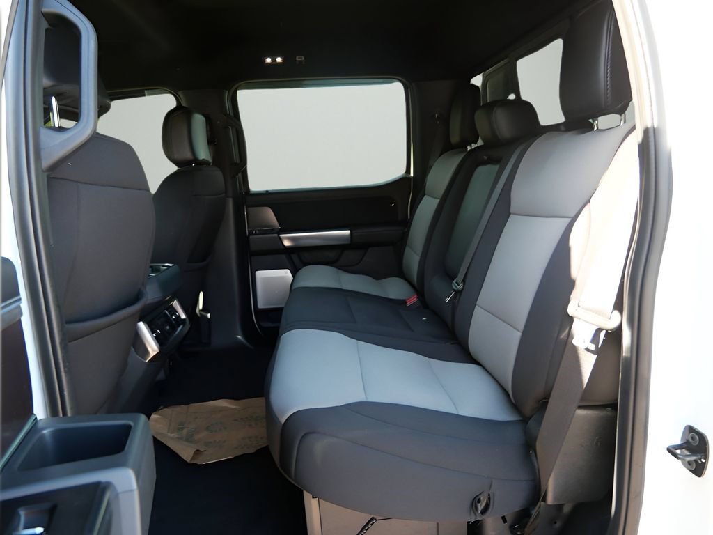 Used 2026 Ford F250 Platinum AWD/4WD image 11