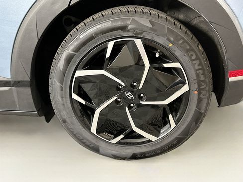 Used 2024 Hyundai Ioniq 5 SEL RWD image 11