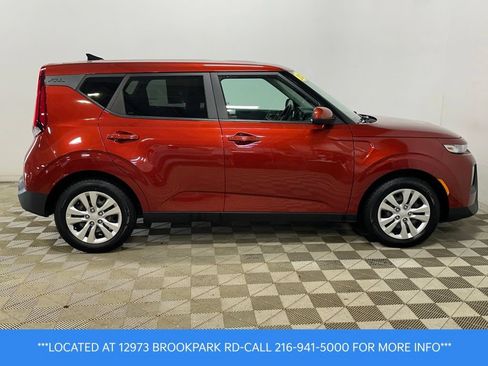 Used 2020 Kia Soul LX FWD image 4