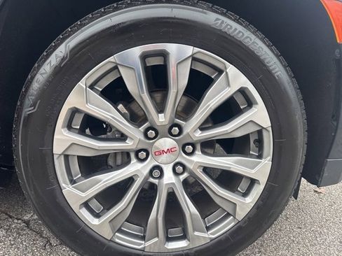 Used 2021 GMC Yukon XL Denali w/ Denali Ultimate Package image 5