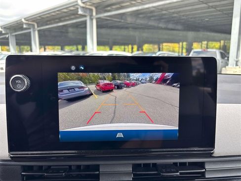 Used 2024 Honda Prologue EX image 22