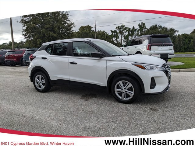 Certified 2025 Nissan Kicks Play S FWD image 1