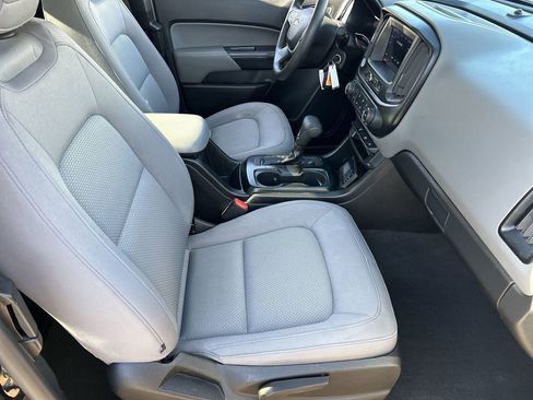Used 2020 Chevrolet Colorado W/T w/ WT Convenience Package RWD image 9