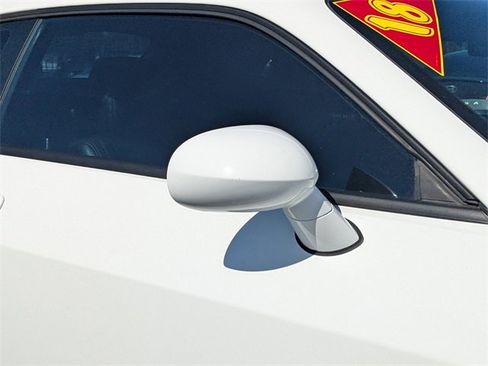 Used 2018 Dodge Challenger SXT Plus image 11