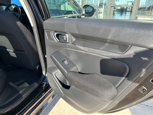 Certified 2022 Honda Civic EX image 13