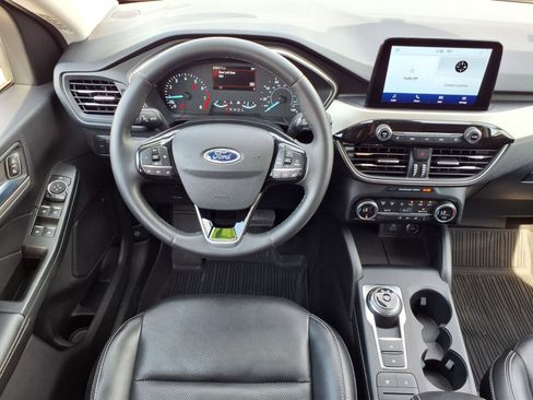 Used 2021 Ford Escape SEL AWD/4WD image 6