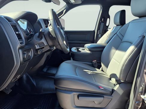 New 2026 RAM 2500 Tradesman w/ Chrome Appearance Group image 14