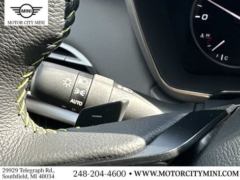Used 2025 Subaru Outback Onyx Edition AWD/4WD image 28