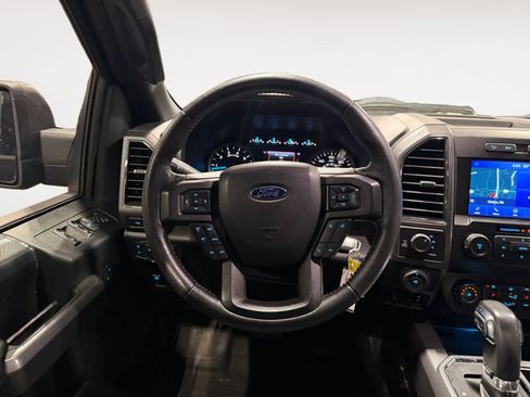 Used 2019 Ford F150 XLT w/ Equipment Group 302A Luxury AWD/4WD image 13