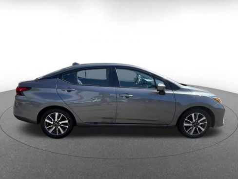 Used 2025 Nissan Versa SV FWD image 22