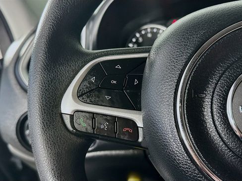 Used 2019 Jeep Renegade Sport w/ UConnect 7.0 Group AWD/4WD image 25