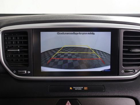 Used 2022 Kia Sportage LX FWD image 41