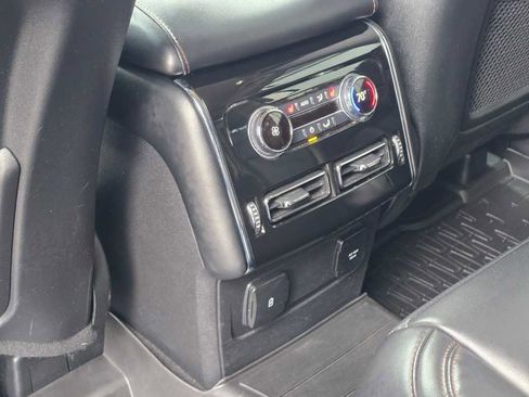Used 2023 Lincoln Aviator AWD image 18