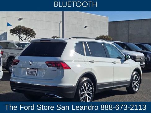 Used 2020 Volkswagen Tiguan SE w/ Panoramic Sunroof Package image 7