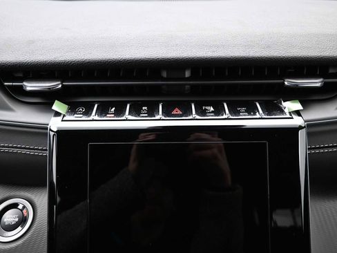 New 2025 Jeep Grand Cherokee Laredo X image 9