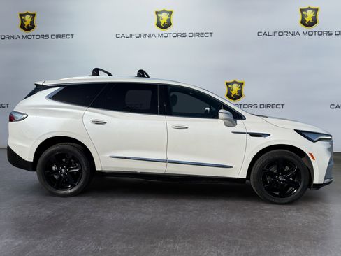 Used 2023 Buick Enclave Essence w/ Experience Buick Package image 6