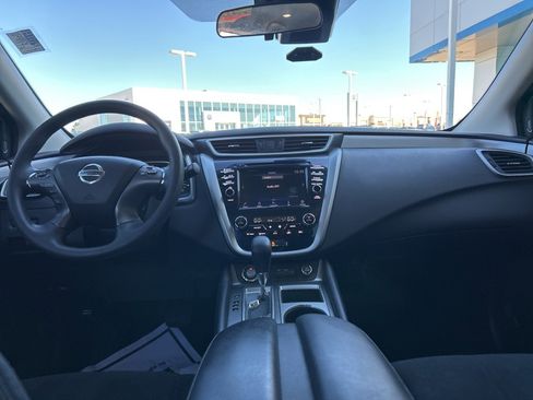 Used 2022 Nissan Murano S image 12