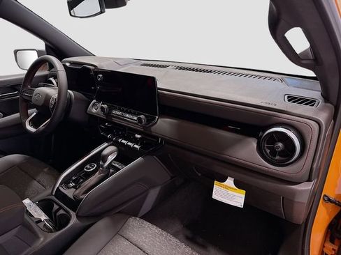 New 2025 Chevrolet Colorado Z71 image 21