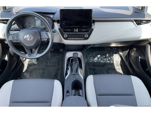 Used 2023 Toyota Corolla LE FWD image 15