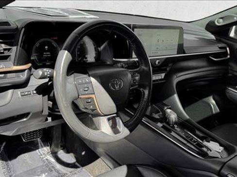 Certified 2024 Toyota Crown Limited image 11