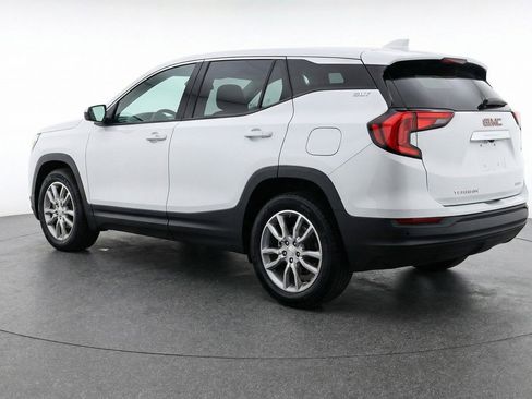 Used 2024 GMC Terrain SLT AWD/4WD image 6