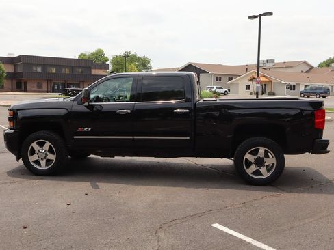 Used 2016 Chevrolet Silverado 2500 LTZ w/ Duramax Plus Package AWD/4WD image 9