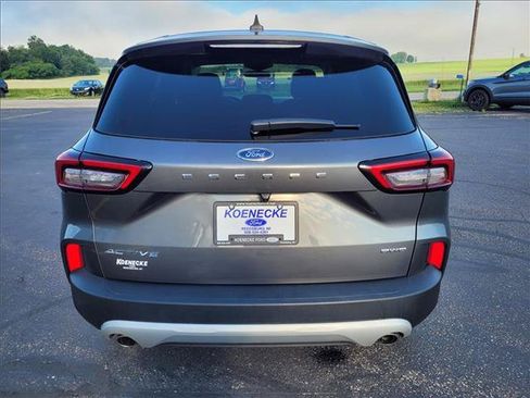 Certified 2025 Ford Escape Active AWD/4WD image 6