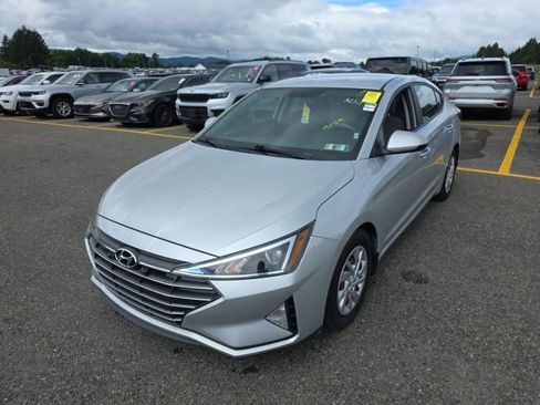 Used 2019 Hyundai Elantra SE FWD image 7
