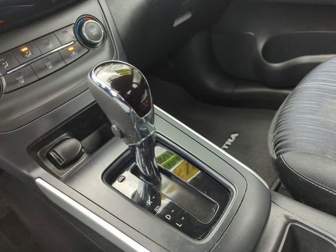 Used 2017 Nissan Sentra SV image 29