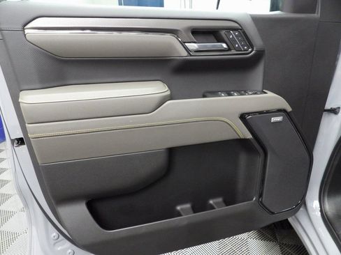 Used 2024 Chevrolet Silverado 1500 ZR2 AWD/4WD image 69