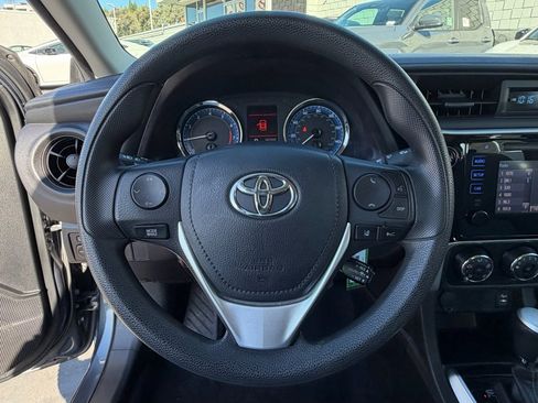 Used 2017 Toyota Corolla L image 20