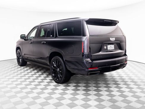 New 2026 Cadillac Escalade ESV Platinum Sport AWD/4WD image 3