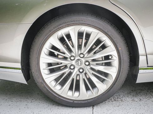 Used 2021 Lexus LS 500 w/ Interior Upgrade Package RWD image 13