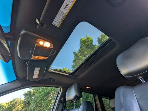 Used 2015 Jeep Grand Cherokee Altitude AWD/4WD image 3