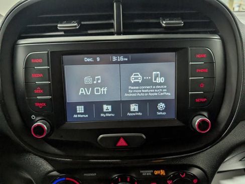 Used 2020 Kia Soul GT-Line w/ GT 2.0L Power Sunroof Package image 21