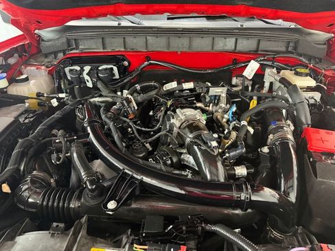 Used 2022 Ford Bronco Wildtrak AWD/4WD image 7