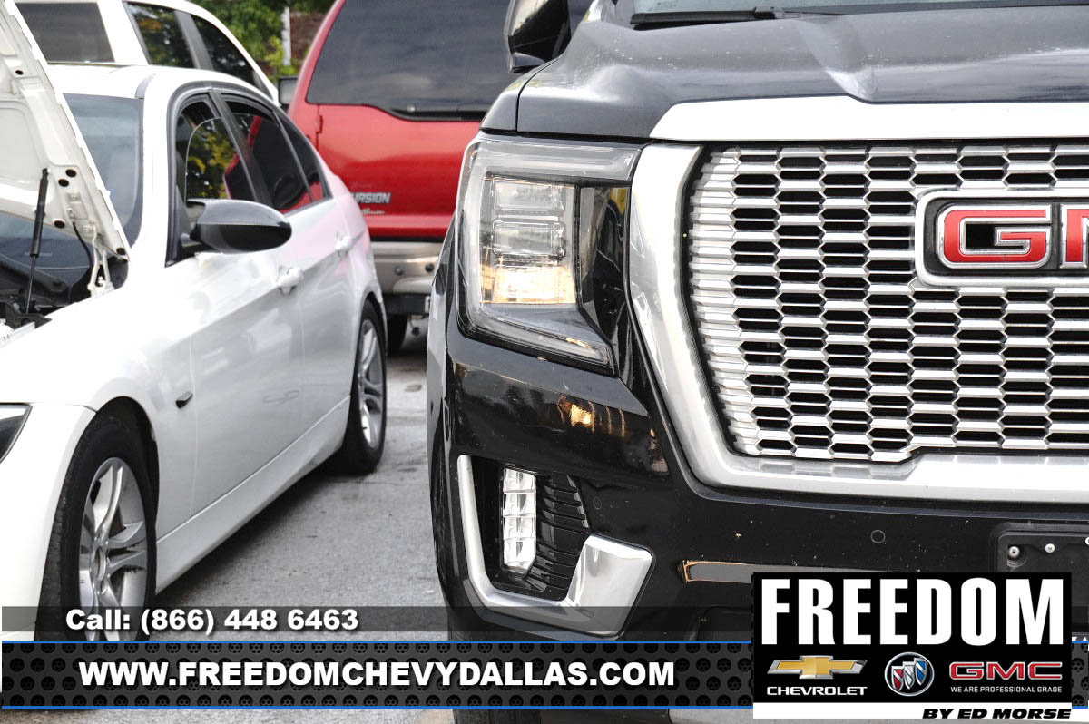 Used 2022 GMC Yukon Denali AWD/4WD image 8
