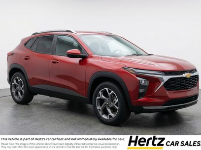 Used 2025 Chevrolet Trax LT