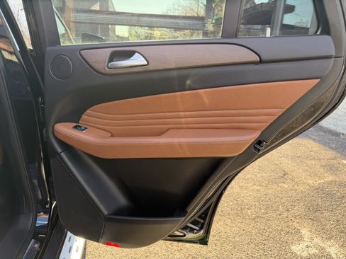 Used 2018 Mercedes-Benz GLE 43 AMG 4MATIC Coupe image 44