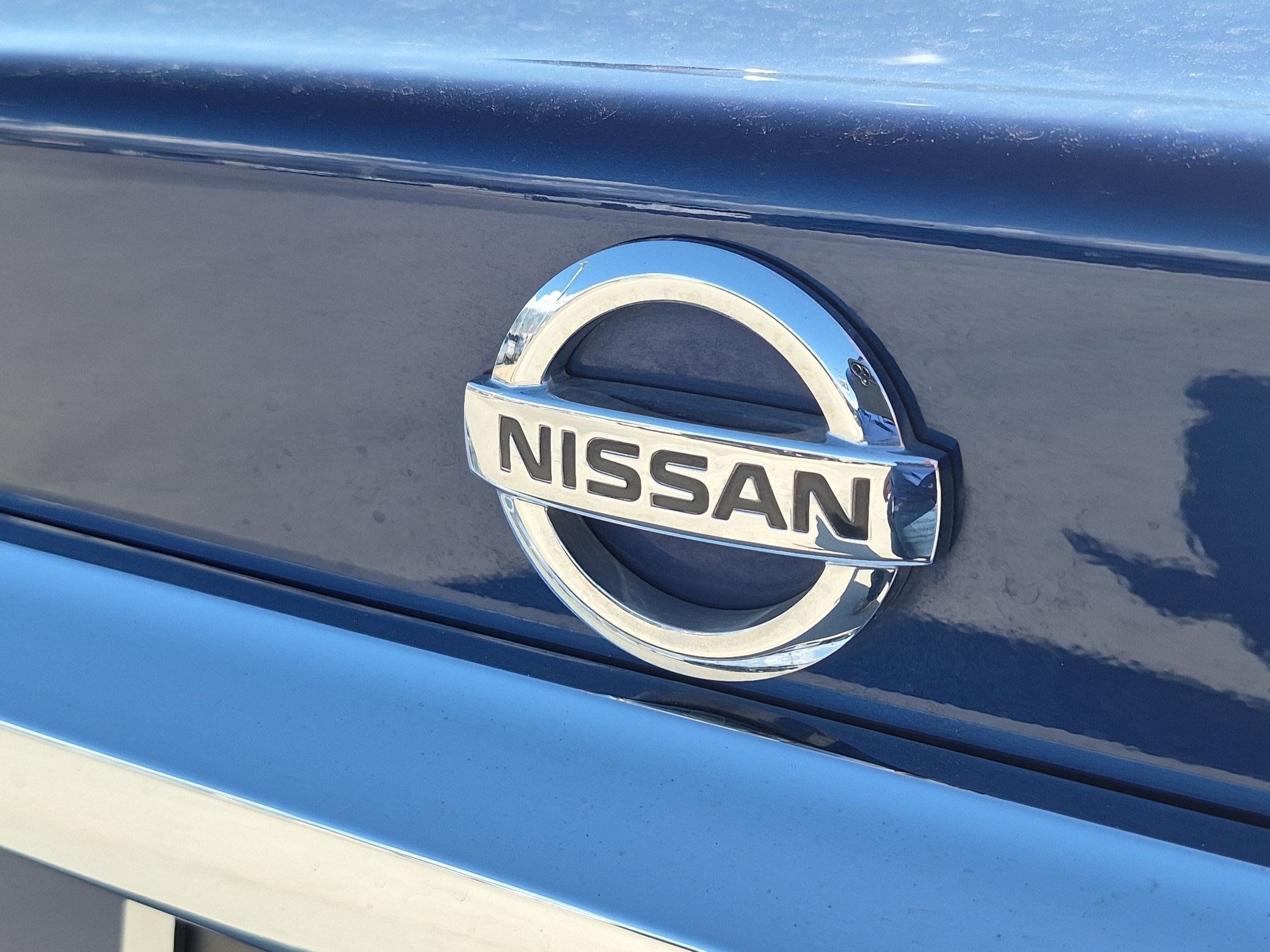 Used 2022 Nissan Maxima SV w/ Floor Mat Group FWD image 14
