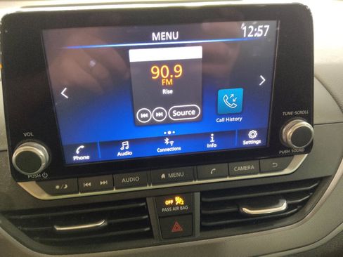 Used 2023 Nissan Altima 2.5 SR FWD image 25