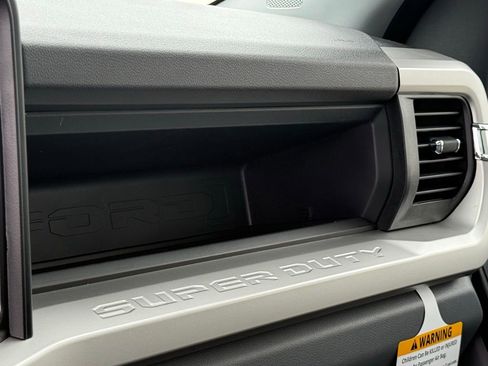 New 2024 Ford F450 XL w/ XL Chrome Package image 9