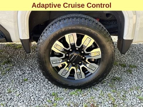Used 2024 GMC Sierra 2500 Denali w/ Denali Reserve Package AWD/4WD image 9