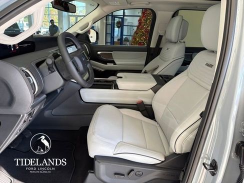 New 2026 Ford Expedition Platinum w/ Platinum Ultimate Package image 11