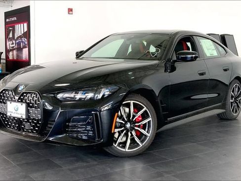 New 2026 BMW 430i w/ M Sport Package RWD image 1