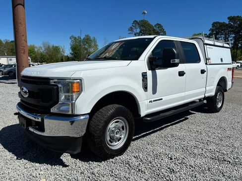 Used 2022 Ford F250 XL w/ Power Equipment Group image 3