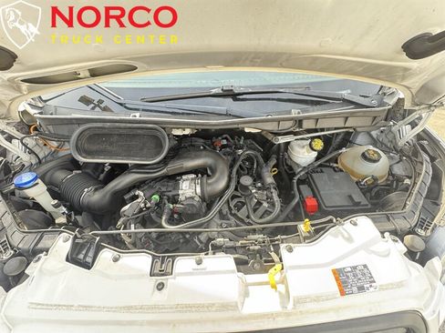 Used 2020 Ford Transit 350 XL image 28