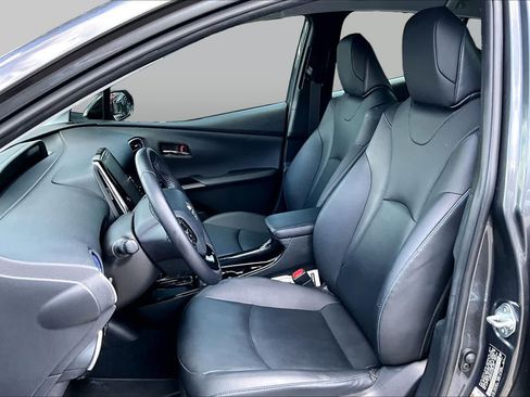 Used 2019 Toyota Prius Limited FWD image 8